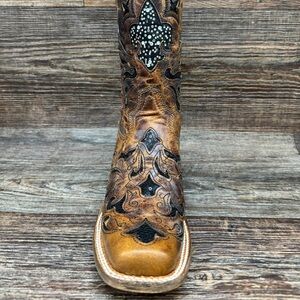 Size 9 Women’s Corrall Boots